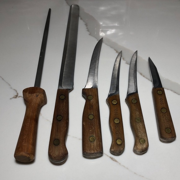 Other - CHICAGO CUTLERY Wood Handle Knife Set